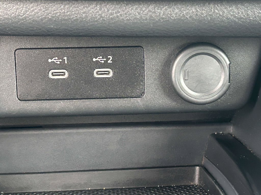 Used 2025 Nissan Rogue SV AWD/4WD image 21