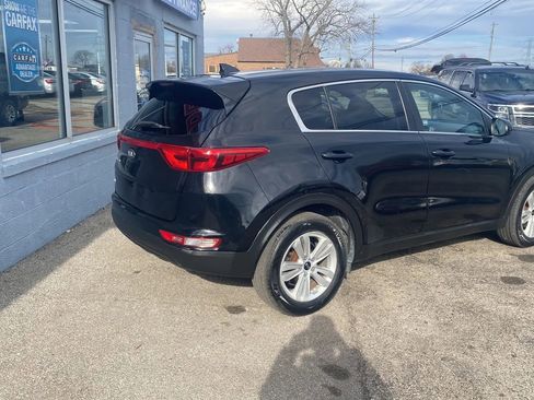 Used 2017 Kia Sportage LX image 4