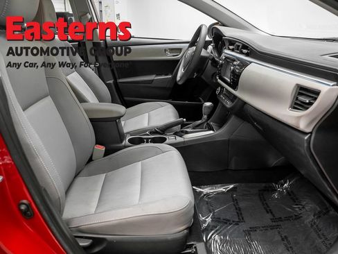 Used 2016 Toyota Corolla LE FWD image 23