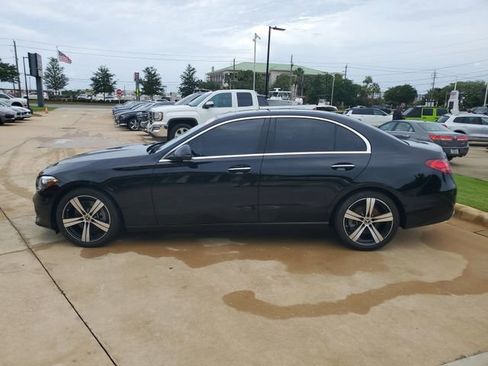 Used 2025 Mercedes-Benz C 300 4MATIC Sedan image 2