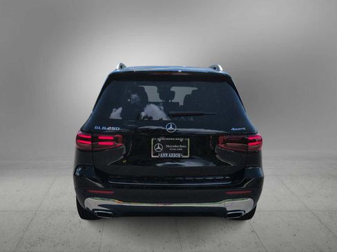 New 2026 Mercedes-Benz GLB 250 4MATIC image 7