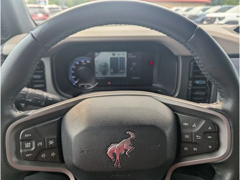 Used 2024 Ford Bronco Wildtrak AWD/4WD image 16