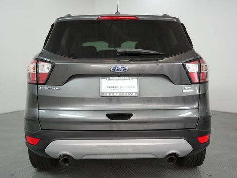 Used 2018 Ford Escape SE FWD image 8