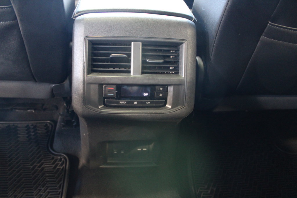 Used 2022 Volkswagen Atlas SEL AWD/4WD image 12