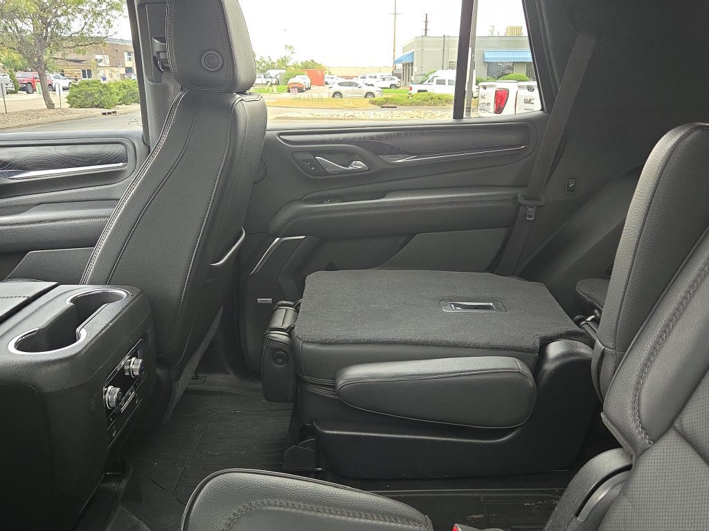 Used 2021 GMC Yukon Denali AWD/4WD image 8