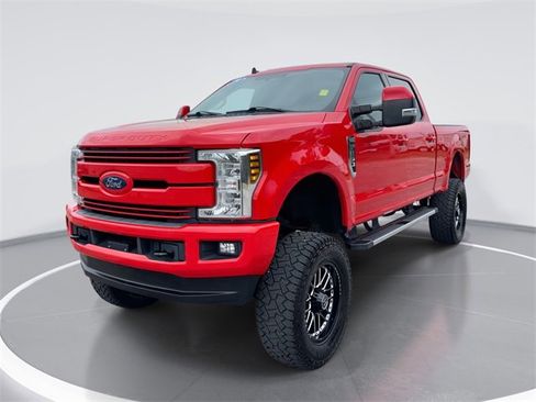 Used 2019 Ford F250 Lariat w/ Lariat Value Package image 1