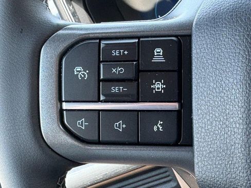Used 2026 Ford F450 Lariat w/ Lariat Ultimate Package AWD/4WD image 18