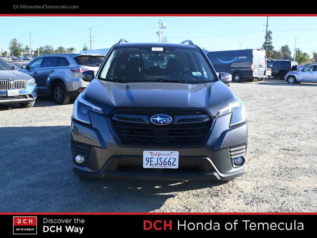 Used 2023 Subaru Forester Limited AWD/4WD image 2