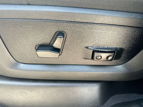 Used 2026 RAM 2500 Big Horn AWD/4WD image 12
