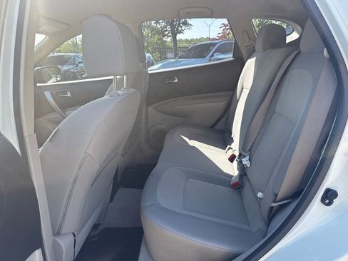 Used 2014 Nissan Rogue S w/ Convenience Package FWD image 26
