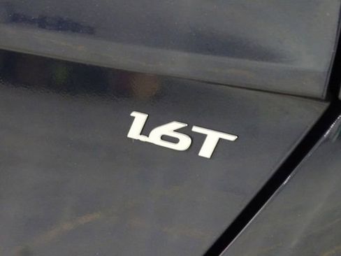 Used 2024 Hyundai Kona Limited image 42