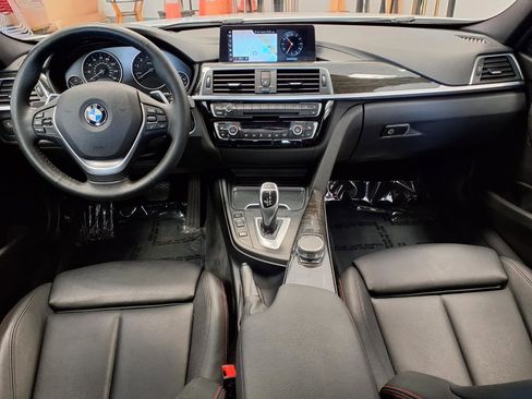 Used 2018 BMW 330i Sedan RWD image 17