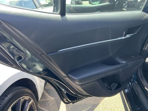 Used 2021 Toyota Camry LE FWD image 13