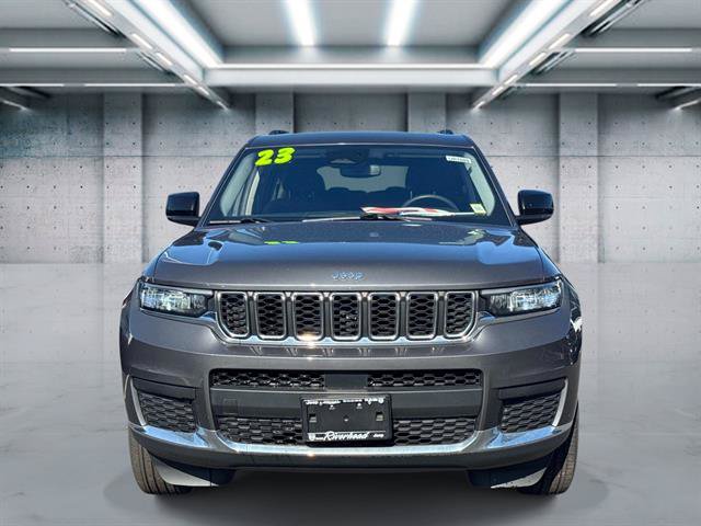 Used 2023 Jeep Grand Cherokee L Laredo AWD/4WD image 2