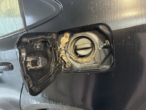 Used 2020 Toyota Corolla LE image 14