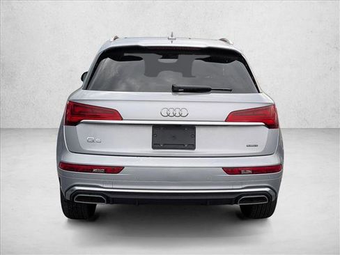 Certified 2023 Audi Q5 2.0T Premium w/ Convenience Package image 5