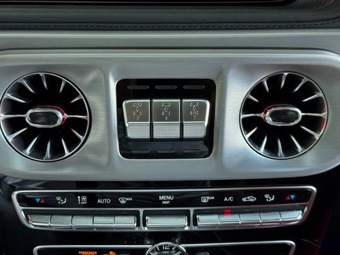 Used 2022 Mercedes-Benz G 63 AMG Squared image 37