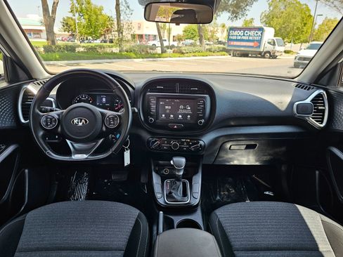 Used 2021 Kia Soul GT-Line image 18