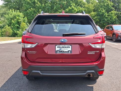 Certified 2023 Subaru Forester Premium AWD/4WD image 6