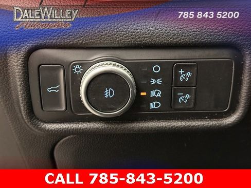 Used 2021 Ford Explorer XLT w/ Equipment Group 202A image 19