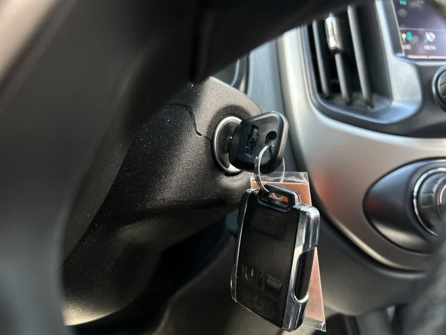 Used 2016 Chevrolet Colorado Z71 AWD/4WD image 44