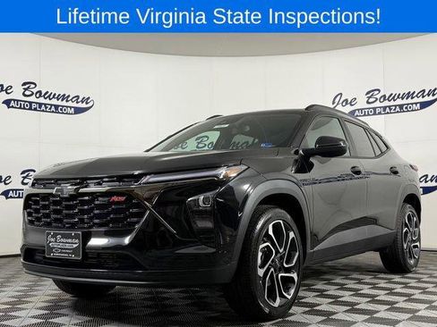 New 2026 Chevrolet Trax RS FWD image 2