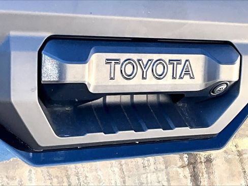 Used 2023 Toyota Tundra SR5 w/ SR5 Convenience Package image 32