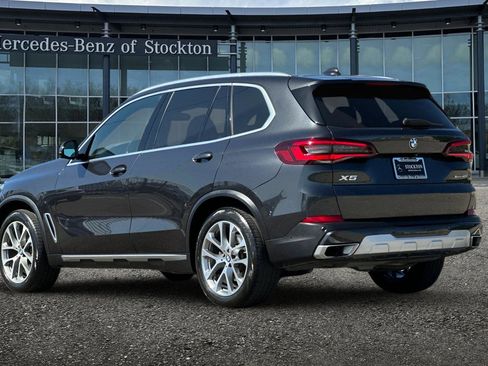 Used 2023 BMW X5 xDrive40i w/ Premium Package AWD/4WD image 6