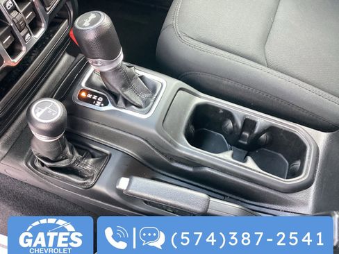 Used 2021 Jeep Wrangler Unlimited Sport AWD/4WD image 33