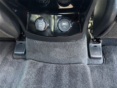 Used 2022 Kia Sorento SX image 40