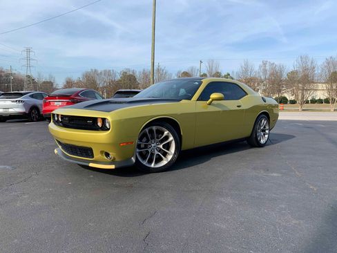 Used 2020 Dodge Challenger GT image 9