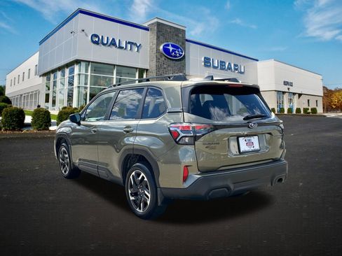 Certified 2025 Subaru Forester Premium image 2