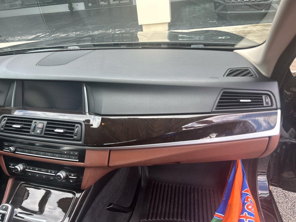 Used 2016 BMW 528i xDrive Sedan AWD/4WD image 6