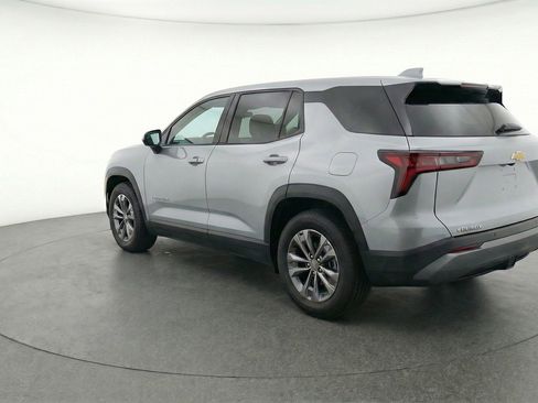 Used 2025 Chevrolet Equinox LT image 6