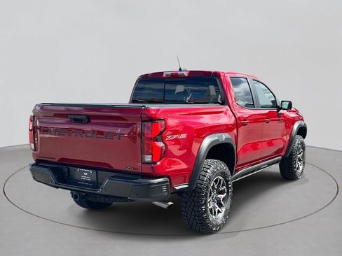 Used 2026 Chevrolet Colorado ZR2 w/ Technology Package image 5
