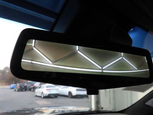 Used 2018 Cadillac Escalade ESV Platinum image 34