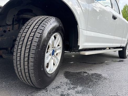 Used 2018 Ford F150 XLT w/ Trailer Tow Package image 25