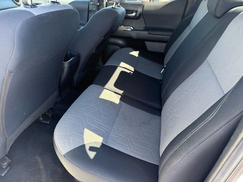 Used 2023 Toyota Tacoma TRD Off-Road image 27