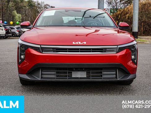 Used 2025 Kia K4 LXS image 10