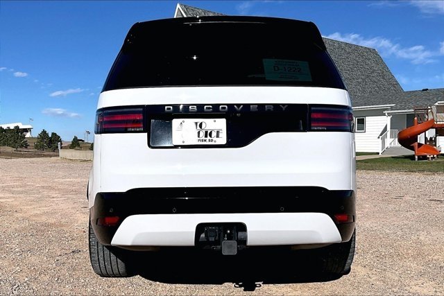 Used 2025 Land Rover Discovery Dynamic SE AWD/4WD image 6