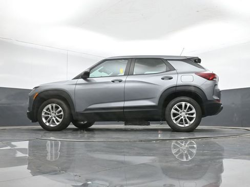 Used 2024 Chevrolet TrailBlazer LS image 37