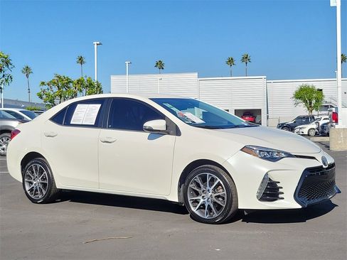 Used 2017 Toyota Corolla SE 50th Anniversary image 31