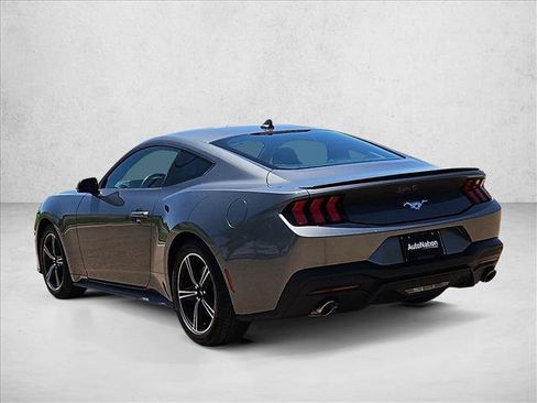 Used 2025 Ford Mustang Premium RWD image 8