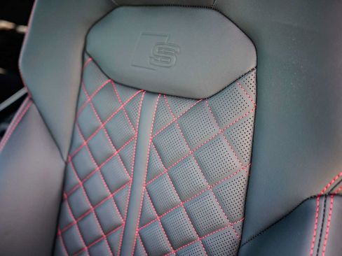New 2026 Audi SQ8 Prestige AWD/4WD image 25