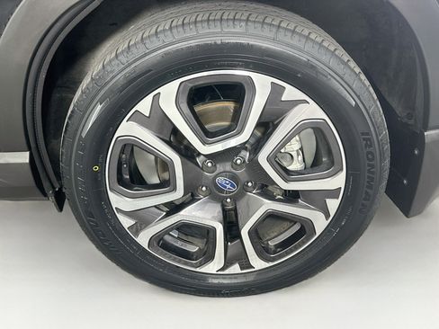Used 2023 Subaru Ascent Limited w/ Technology Package AWD/4WD image 11