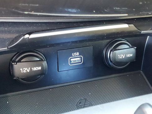 Used 2019 Genesis G80 3.8 image 26