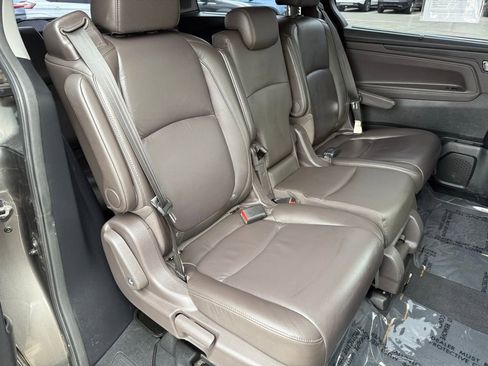 Used 2019 Honda Odyssey Elite image 18