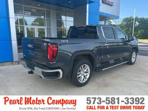 Certified 2020 GMC Sierra 1500 SLT w/ SLT Premium Package AWD/4WD image 4