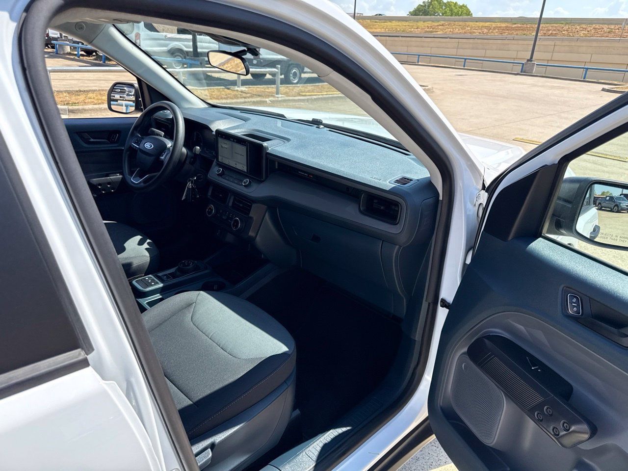Used 2023 Ford Maverick XL FWD image 14