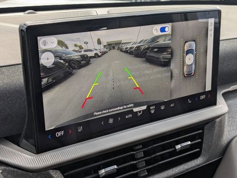 New 2026 Ford Explorer Platinum image 24